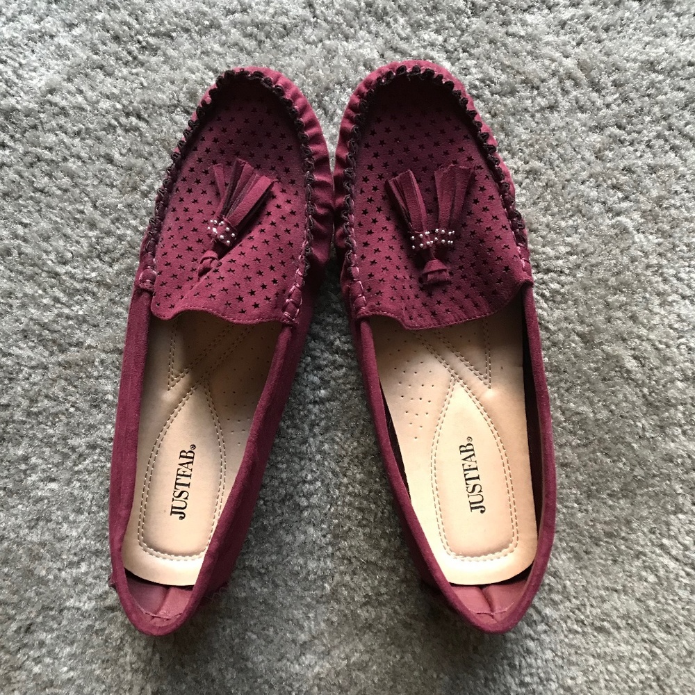 Just Fab Maroon Loafer Slippers with Tassels